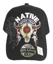 Lade das Bild in den Galerie-Viewer, Baseballcap, Mütze mit Schild Native Pride bestickt mit Longhorn