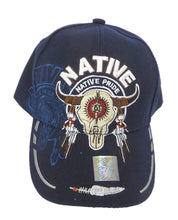 Lade das Bild in den Galerie-Viewer, Baseballcap, Mütze mit Schild Native Pride bestickt mit Longhorn
