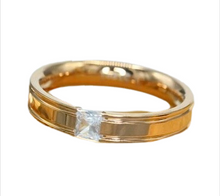 Lade das Bild in den Galerie-Viewer, Rosé Crystal Slim Ring Bandring Partnerring Edelstahl mit Zirkonia, 4 mm breit