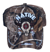Lade das Bild in den Galerie-Viewer, Baseballcap, Mütze mit Schild Native Pride bestickt mit Longhorn