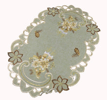 Lade das Bild in den Galerie-Viewer, Beige / Gold Weihnachtsdecke Tischläufer Mitteldecke Tischband bestickt