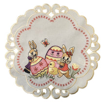 Lade das Bild in den Galerie-Viewer, Osterdecke beige rosa Ostern Osterhasen Tischläufer Tischdecke Mitteldecke