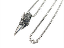 Lade das Bild in den Galerie-Viewer, Dragon Fang Power Edelstahl Halskette mit Drachenzahn-Anhänger – 60 cm Kette