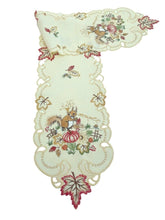 Lade das Bild in den Galerie-Viewer, Tischdecke Eichhörnchen