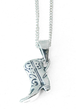 Lade das Bild in den Galerie-Viewer, Kette Halskette mit Anhänger Cowboystiefel 3 Längen Indianerschmuck 925er Silber