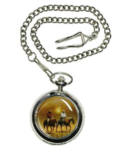 Lade das Bild in den Galerie-Viewer, Taschenuhr mit Sprungdeckel und Kette Cowboy reitet im Sonnenuntergang Western