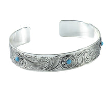 Lade das Bild in den Galerie-Viewer, Armreifen Armspange aus German Silver Handgraviert mit türkisen Steinen