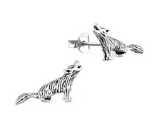 Lade das Bild in den Galerie-Viewer, Wolf Wölfe Ohrstecker 925er Sterling Silber