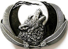 Lade das Bild in den Galerie-Viewer, Buckle Wolf bei Vollmond, schwarz - Gürtelschnalle, Western, Line Dance