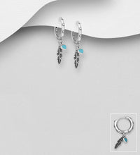 Lade das Bild in den Galerie-Viewer, Ohrringe Creolen Echt Silber 925 mit Anhänger Feder und Herz Indianerschmuck