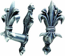 Lade das Bild in den Galerie-Viewer, Waffenhalter Wandhalter ausziehbar Pistole Gewehr Fleur de Lys Lilie