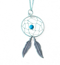 Lade das Bild in den Galerie-Viewer, Kette mit Anhänger Traumfänger 2 Federn Traumfängerkette 925er Silber