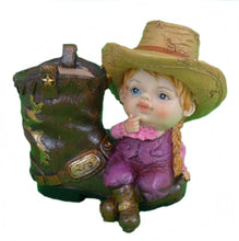 Lade das Bild in den Galerie-Viewer, Dekofigur Stiftehalter Stiftebox Vase Cowboy / Cowgirl auf Cowboystiefel Western