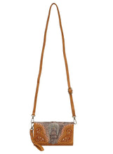 Lade das Bild in den Galerie-Viewer, Clutch Handtasche Schultertasche Westerntasche Montana West mit Buckle, Nieten