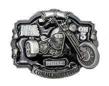 Lade das Bild in den Galerie-Viewer, Buckle Gürtelschnalle für Wechselgürtel Ride Free on 3 Trike Lizensiert
