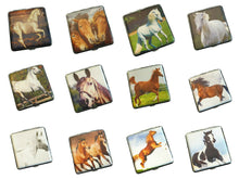 Lade das Bild in den Galerie-Viewer, Zigarettenetui Zigarettenbox aus Metall 20 Zigaretten Pferde Reiten Horse