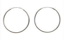 Lade das Bild in den Galerie-Viewer, Pure Silver Hoops Creolen 925 Sterling Silber – Ø 8 / 14 / 25 / 30 mm
