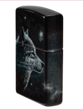 Lade das Bild in den Galerie-Viewer, Wolf Design  in Zippobox Zippo Feuerzeug
