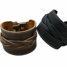 Lade das Bild in den Galerie-Viewer, Ravenclasp Breites Lederarmband mit Schnalle – verstellbar
