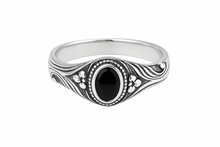Lade das Bild in den Galerie-Viewer, Celestia Grace 925er Silberring Fingerring – filigranes Design mit Steinbesatz
