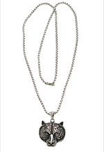 Lade das Bild in den Galerie-Viewer, „Silver Tiger Spirit“ Edelstahl Halskette mit Tigerkopf-Anhänger – 60 cm Kette
