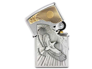 Zippo Feuerzeug chrom gebürstet Plakette "Eagle Sun-Fly" in Zippobox