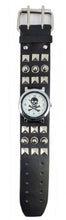 Lade das Bild in den Galerie-Viewer, Armbanduhr Quartzuhr Bikeruhr Lederarmband Totenkopf Skull Niete schwarz
