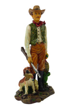 Lade das Bild in den Galerie-Viewer, Cowboy mit Hund und Winchester 3 verschiedene oder als Set 13 cm groß handbemalt
