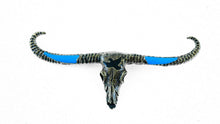 Lade das Bild in den Galerie-Viewer, Anstecker Pin Anstecknadel Longhorn Skull Western Country Wilder Westen
