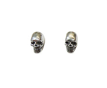 Lade das Bild in den Galerie-Viewer, Ohrringe Ohrstecker Totenkopf Skull 925er Sterling Silber Biker
